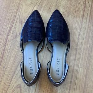 Esprit Women Sandal. Burgundy color. New!